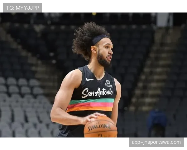 德里克·怀特挡拆突破提升得分効率 拉开队内核心进攻空间