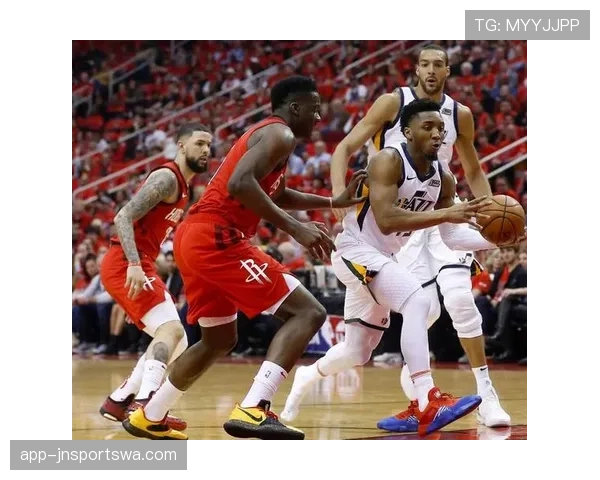 加内特挡拆效率提升助球队季后赛攻防转换领先对手