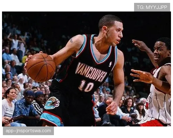 毕比无球跑位提升球队进攻节奏 力压同期控卫展现组织多样性